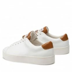 Sneakers Trainers GUESS - Patricia FL5PAT LEA12 WHITE White -GUESS Sales Store 0000209706307 02 rz
