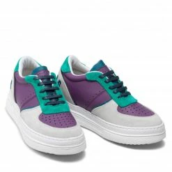 Sneakers Trainers GUESS - Af1 FJ5GAF LEA12 PURMU Purple 10 Sneakers Trainers GUESS - Af1 FJ5GAF LEA12 PURMU Purple -GUESS Sales Store 0000209710441 03 pl