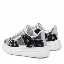 Laced Shoes Trainers GUESS - Wilma Star FI5WIM FAB12 SILVE Silver -GUESS Sales Store 0000209711042 02 bs kopia