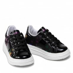 Laced Shoes Trainers GUESS - Wilma Star FI5WIM FAB12 BLACK Black -GUESS Sales Store 0000209711387 08 plj
